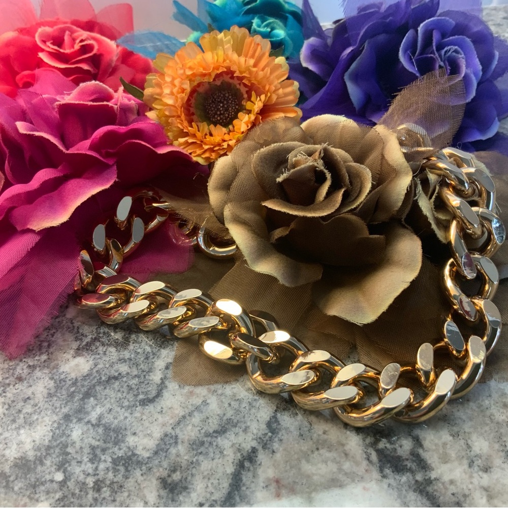 🎄NWOT SALE🎄FIRM Chunky cubic link 18k gold plated necklace Neiman Marcus. - Picture 6 of 7